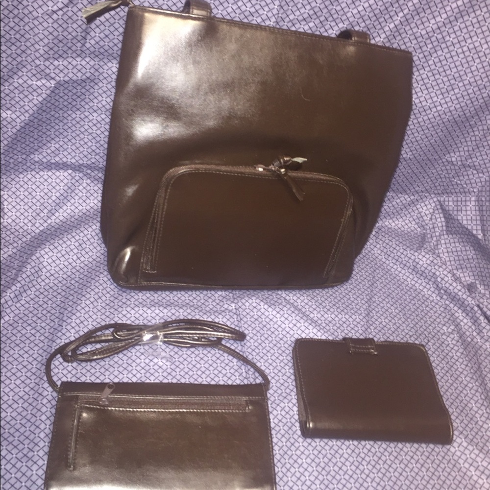 Satchel, Clutch & Organizer Tablet.  GUC - Picture 3 of 8